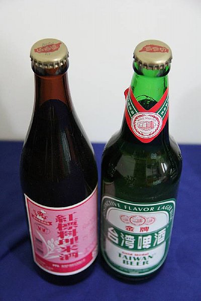 封錯瓶蓋的金牌台灣啤酒www P9 Com Tw 品酒網 各式威士忌 葡萄酒 紅酒 高粱酒 白蘭地 調酒 您買酒 喝酒的最佳夥伴