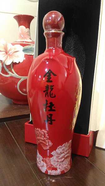 跑金龍牡丹高粱酒，盒裝完整。 :::P9品酒網:::