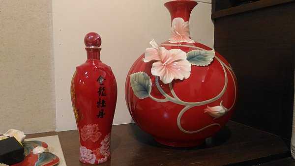 跑金龍牡丹高粱酒，盒裝完整。 :::P9品酒網:::