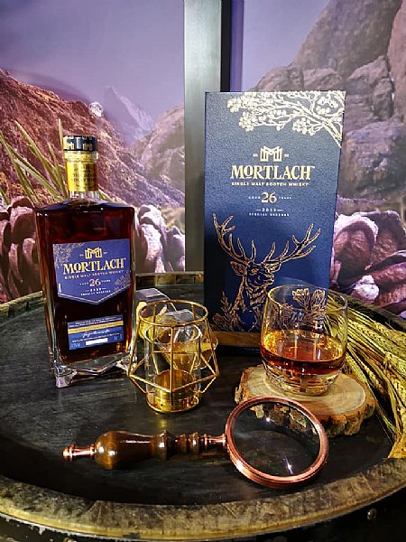 品飲分享 Mortlach 慕赫26 年www P9 Com Tw 品酒網 各式威士忌 葡萄酒 紅酒 高粱酒 白蘭地 調酒 您買酒 喝酒的最佳夥伴