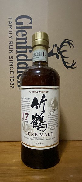 Nikka竹鶴17年木盒限定版賞析www P9 Com Tw 品酒網 各式威士忌 葡萄酒 紅酒 高粱酒 白蘭地 調酒 您買酒 喝酒的最佳夥伴