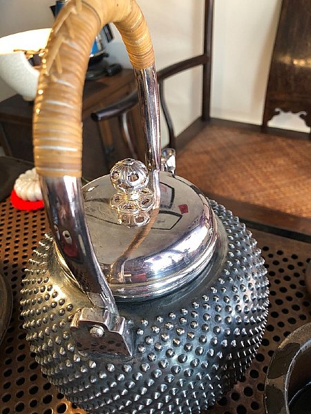 純銀 霰式御銀瓶 平安永壽齋謹製 774g 共箱 純銀製銀壺霰銀瓶湯沸共箱910g 日本茶道具老茶器優惠價:::P9品酒