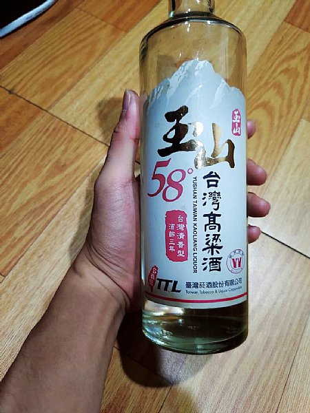 玉山 高粱酒 玉山38度高粱酒(2010版)迷你酒80ml - 酒酒酒全台最大酒品詢價網