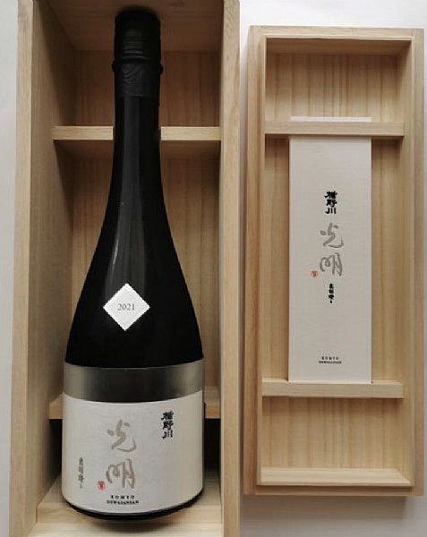 【空瓶・空箱】楯野川 光明(山田錦) 空瓶・空箱】楯野川 光明(山田錦) 注文 空瓶】楯野川 純米大吟醸 光明