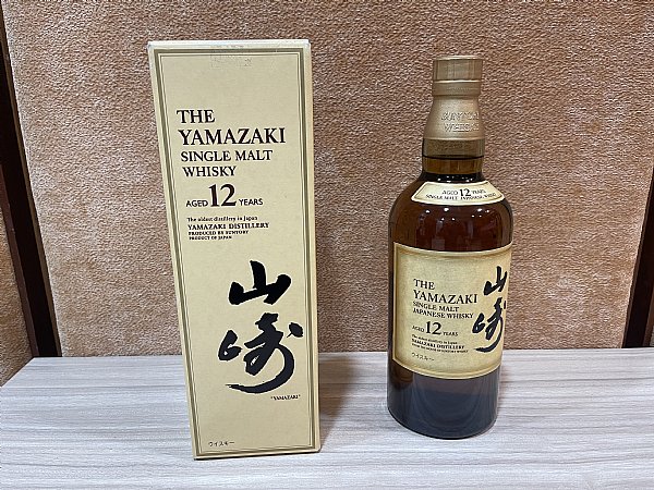 明跑舊版山崎12年金花頭三排標籤:::P9品酒網:::