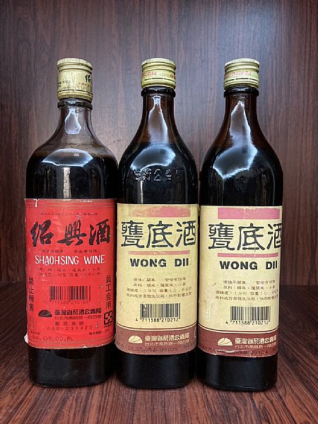 陳年紹興酒　紹興酒　3ℓ  熱燗器具付 陳年紹興酒 紹興酒 3ℓ 熱燗器具付