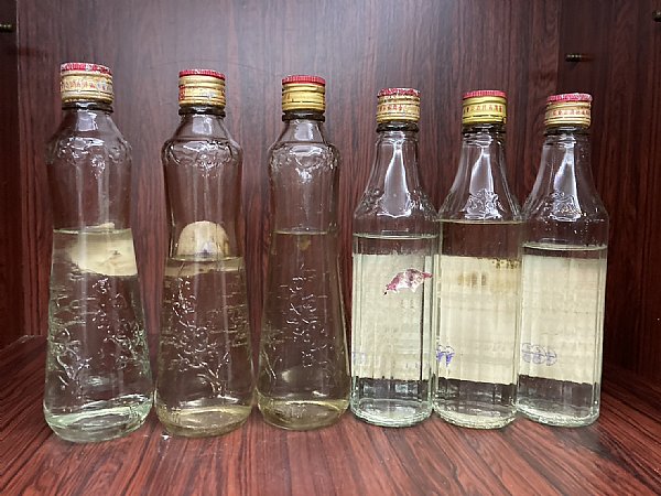 6本黒瓶　貴州茅台酒 500ml 53％ 未開栓(9） 未開栓 貴州茅台酒 500ml 53度 2023年 2本 飲料・酒 - その他