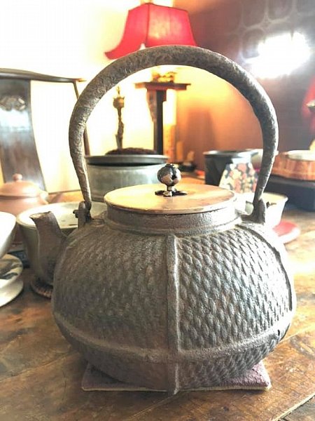 茶壺，煎茶道具，「晴壽堂造」在銘，時代物。 茶壺，煎茶道具，「晴壽堂造」在銘，時代物。