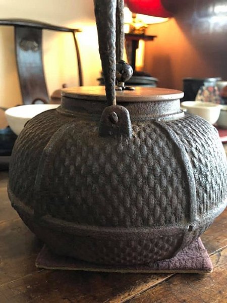 茶壺，煎茶道具，「晴壽堂造」在銘，時代物。 茶壺，煎茶道具，「晴壽堂造」在銘，時代物。