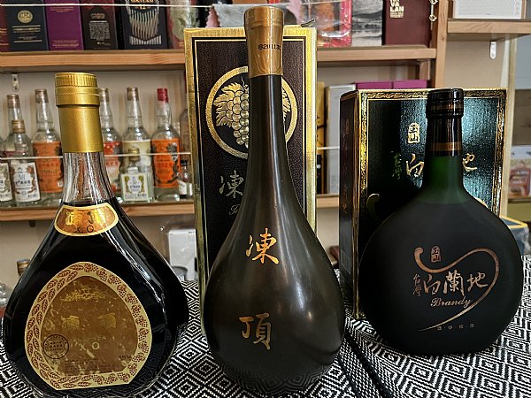 凍頂xo、玉山白蘭地:::P9品酒網:::