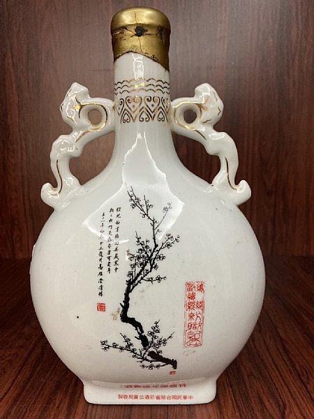 台湾特級紹興酒、陶器入り古酒1978年